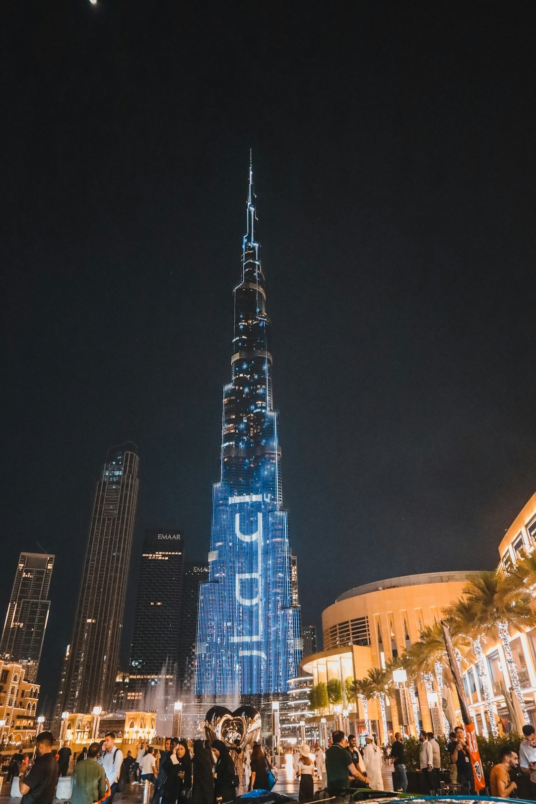 Burj Khalifa tallest building in the world at night 